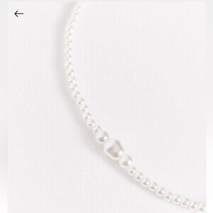 NWOT ASOS design choker necklace in graduating faux pearls